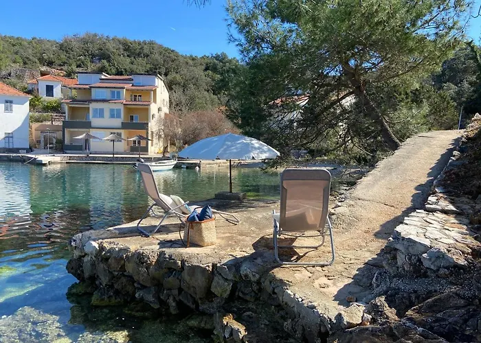 Eva מלון דירות Savar