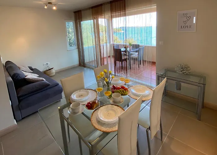 Eva Apartahotel Savar