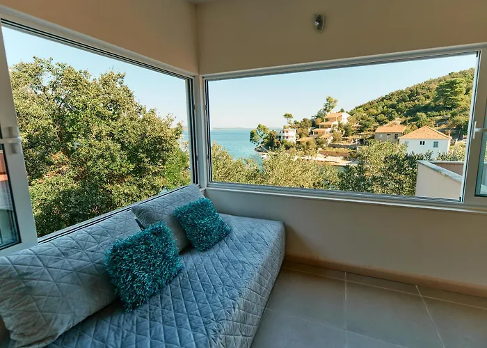 Eva מלון דירות Savar