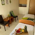 Aparthotel Eva Savar