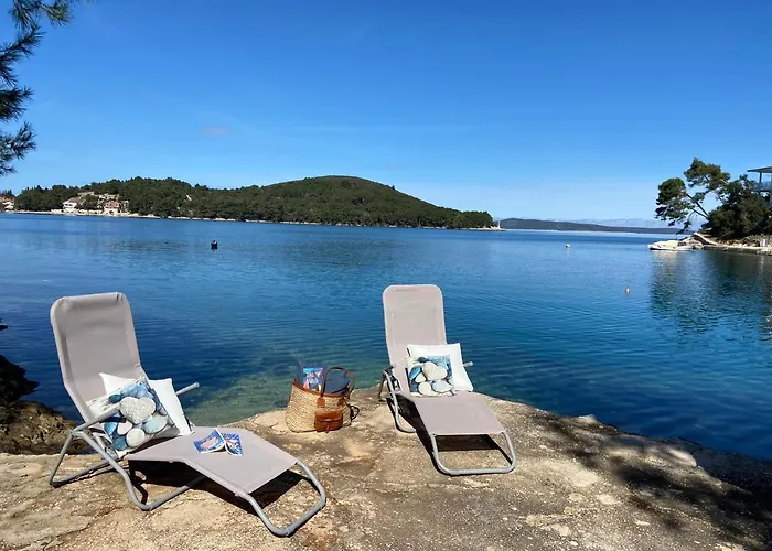 Aparthotel Eva Savar